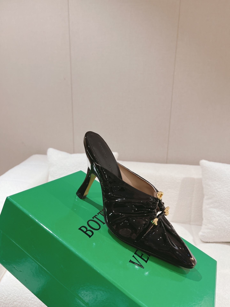 Bottega Veneta flat shoes